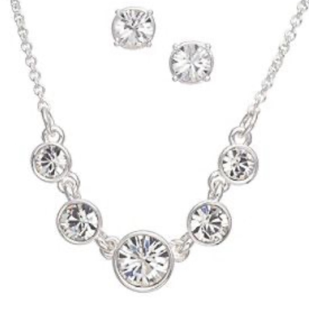 𝅺napier Swarovski Crystal Necklace Earring Set NWOT